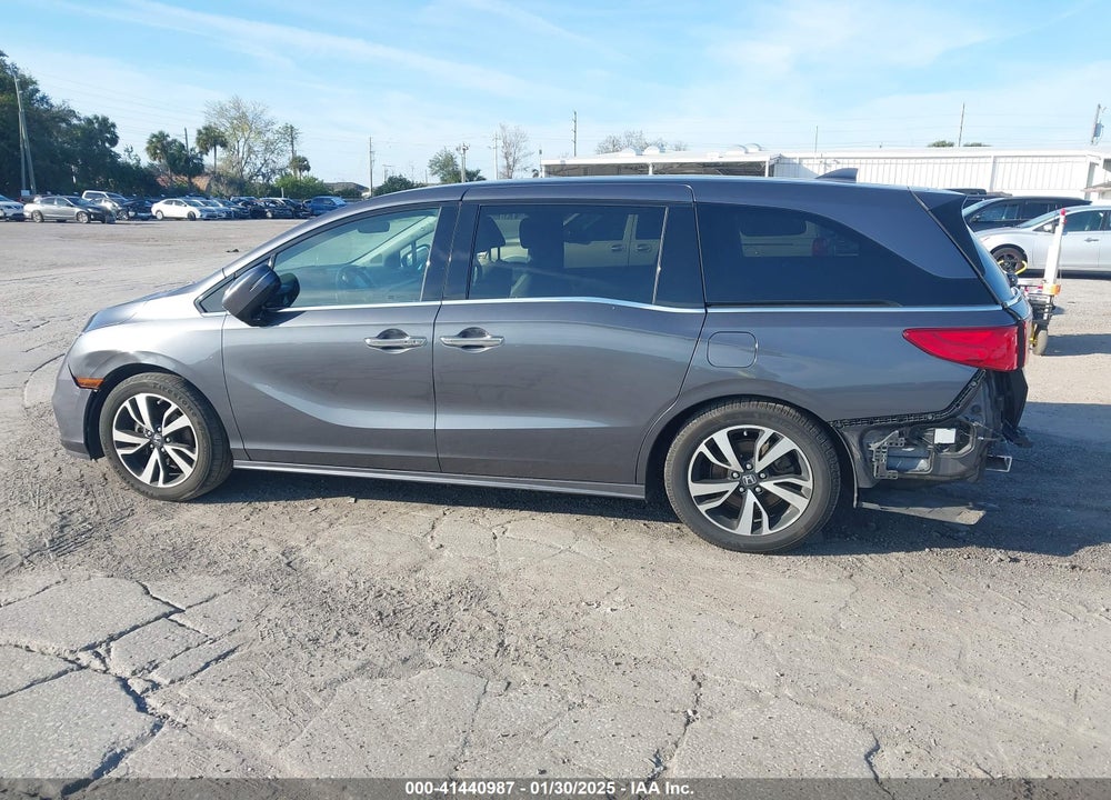 2018 HONDA ODYSSEY ELITE VIN: 5FNRL6H94JB018640