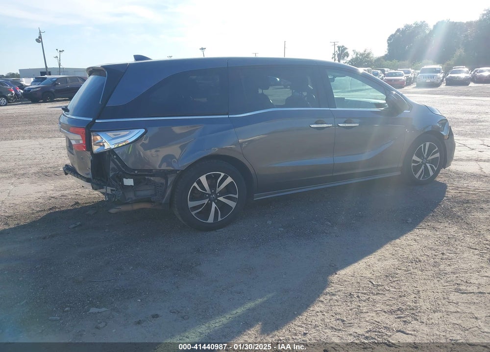 2018 HONDA ODYSSEY ELITE VIN: 5FNRL6H94JB018640