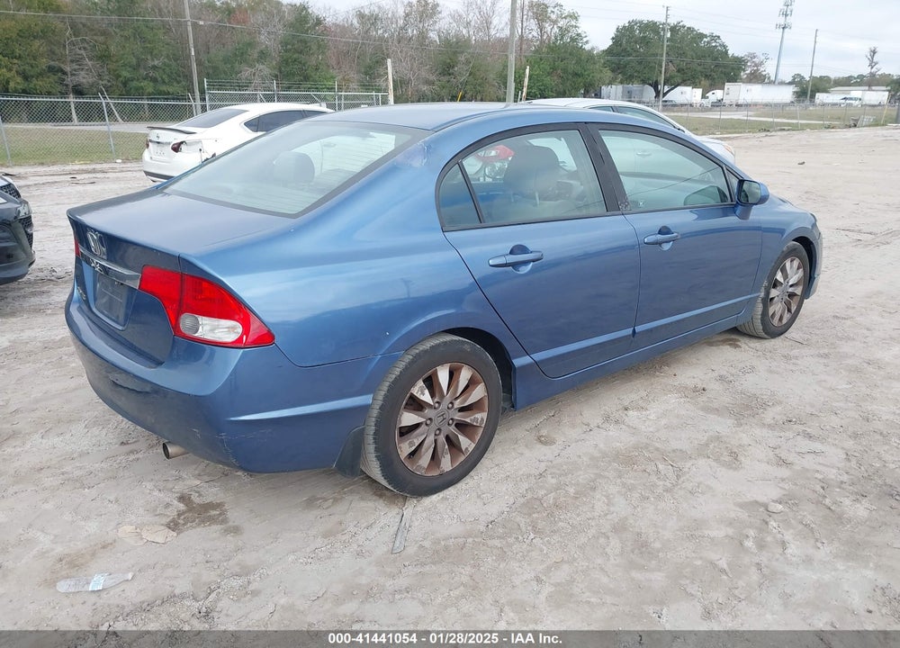 2010 HONDA CIVIC VIN: 19XFA1F88AE061406