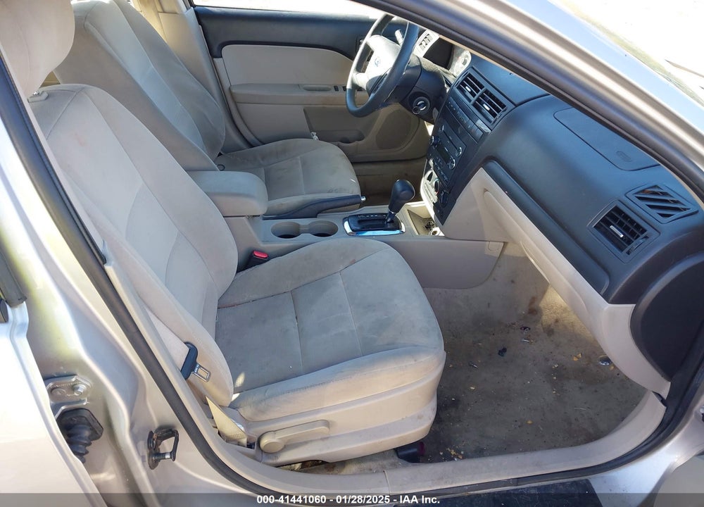 2008 FORD FUSION VIN: 3FAHP07158R271294