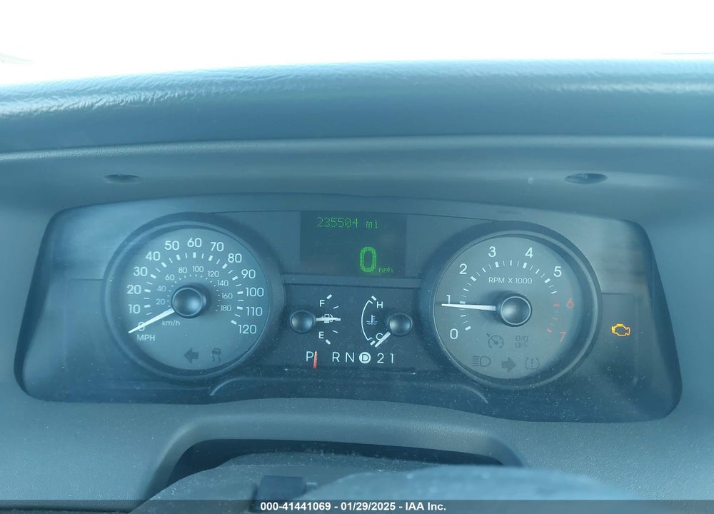 2007 MERCURY GRAND MARQUIS VIN: 2MEFM75V47X617097