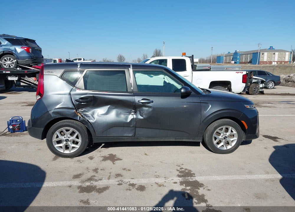 2021 KIA SOUL VIN: KNDJ23AU8M7736828