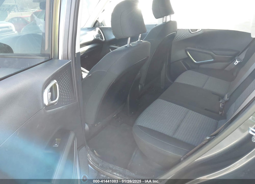 2021 KIA SOUL VIN: KNDJ23AU8M7736828