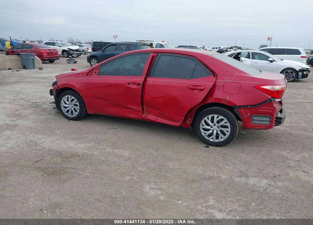 2018 TOYOTA COROLLA VIN: 5YFBURHE5JP795152