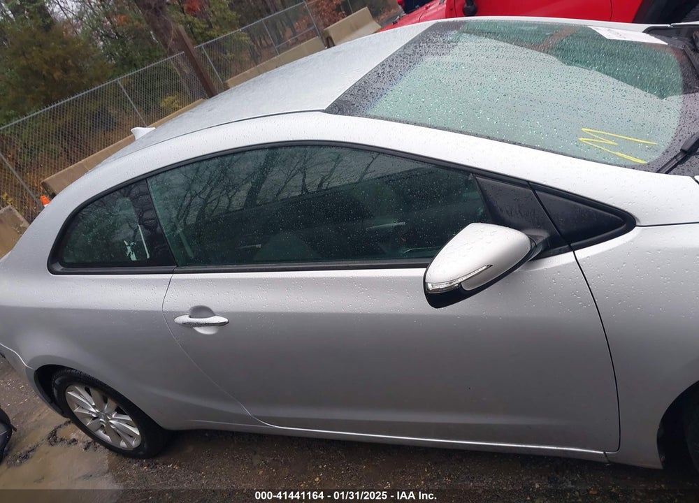 2016 KIA FORTE KOUP VIN: KNAFX6A8XG5579425