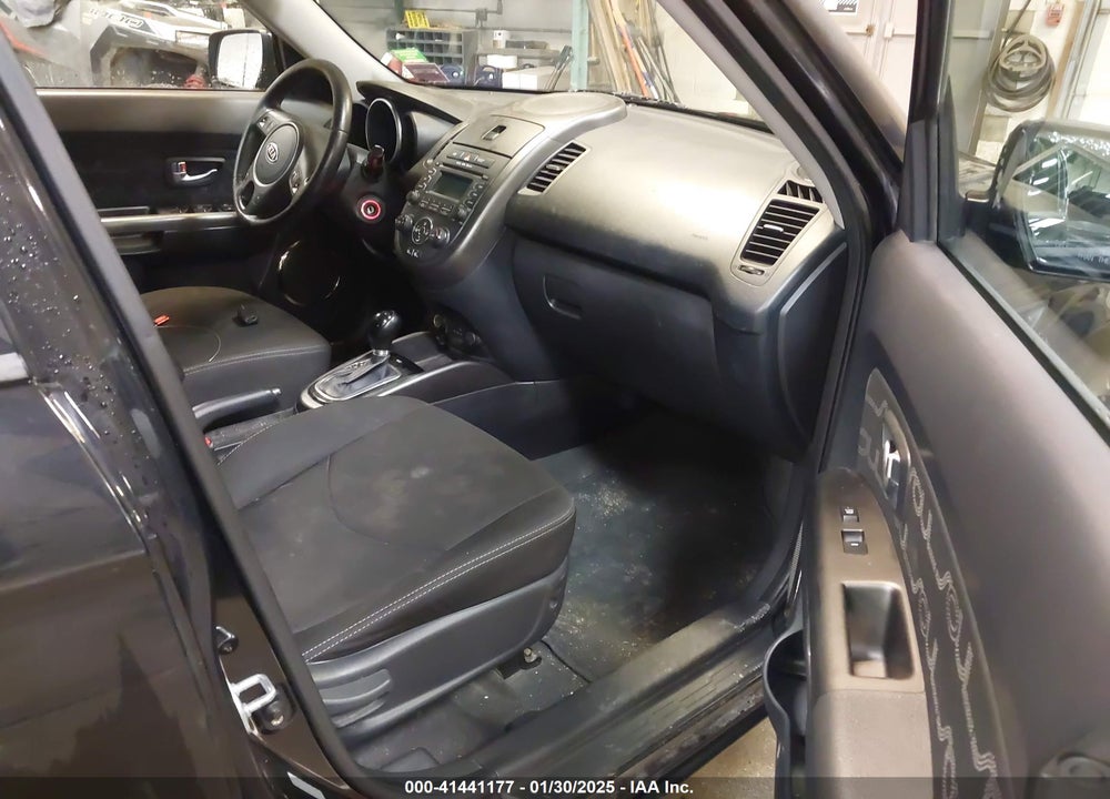 2012 KIA SOUL VIN: KNDJT2A62C7407100