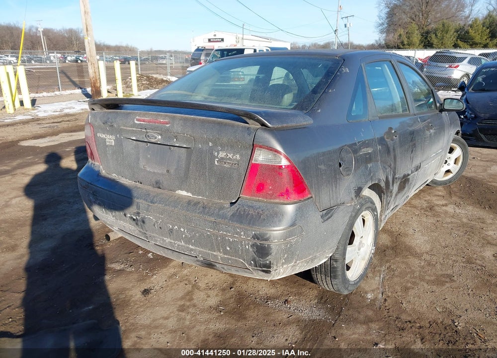 2005 FORD FOCUS VIN: 1FAHP34N55W199370