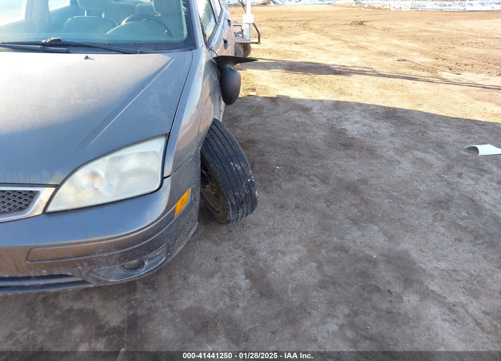 2005 FORD FOCUS VIN: 1FAHP34N55W199370