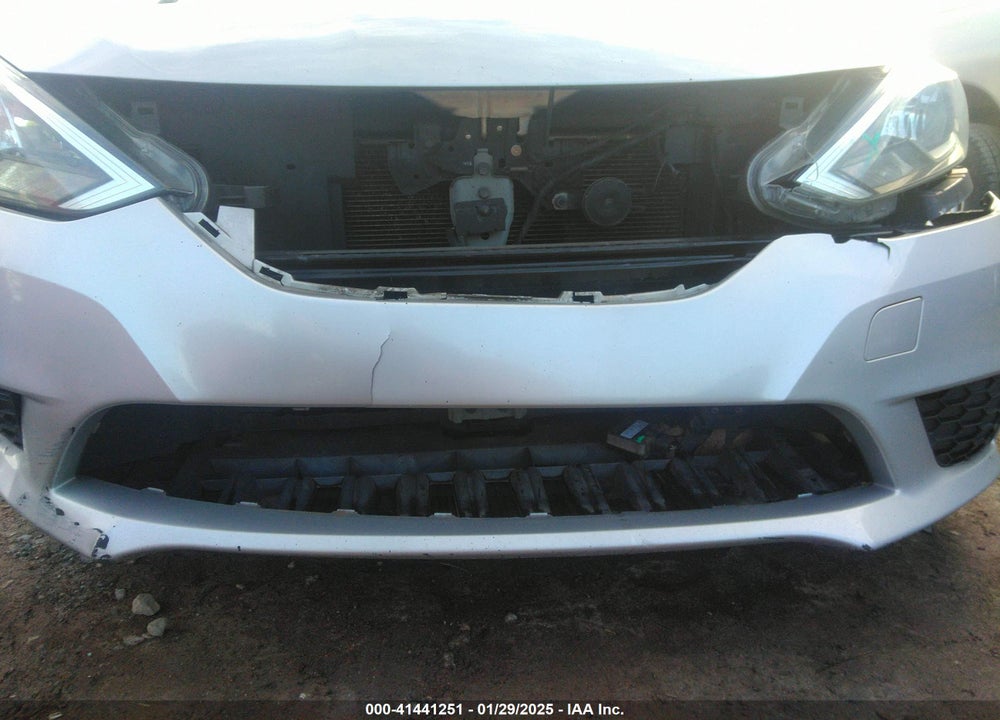 2018 NISSAN SENTRA VIN: 3N1AB7AP7JY220295