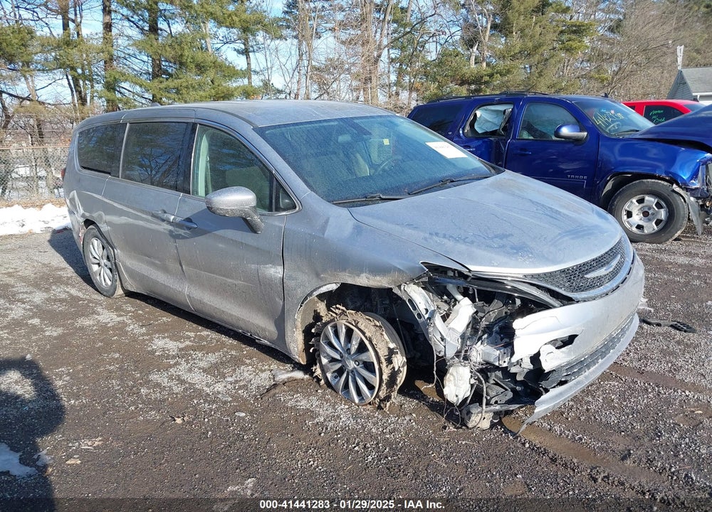 2018 CHRYSLER PACIFICA LX VIN: 2C4RC1CG4JR171225