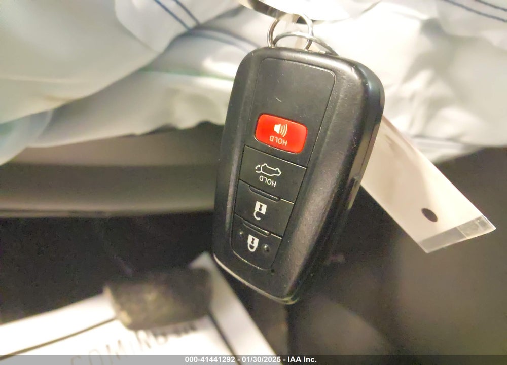 2021 TOYOTA HIGHLANDER XLE VIN: 5TDGZRBH4MS107759