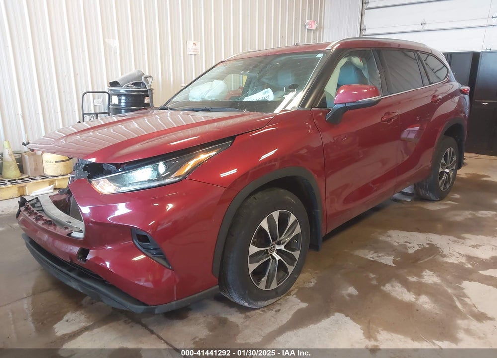 2021 TOYOTA HIGHLANDER XLE VIN: 5TDGZRBH4MS107759