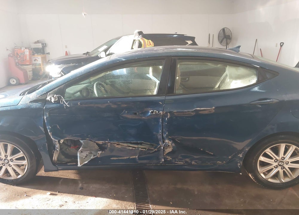 2015 HYUNDAI ELANTRA SE VIN: KMHDH4AE0FU457108