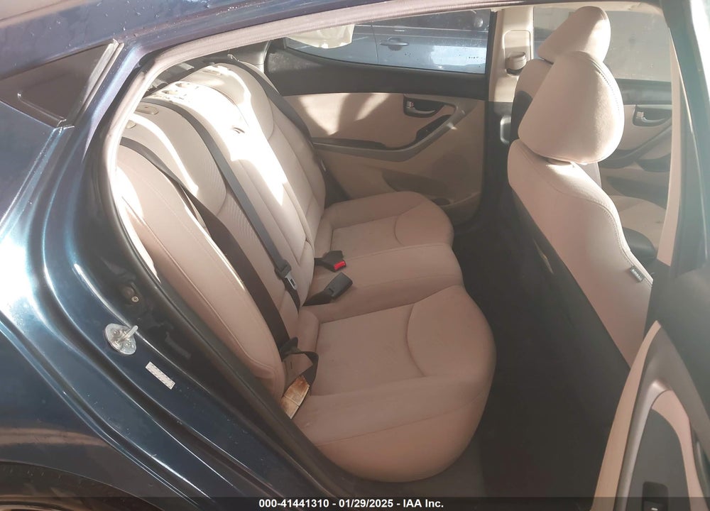 2015 HYUNDAI ELANTRA SE VIN: KMHDH4AE0FU457108