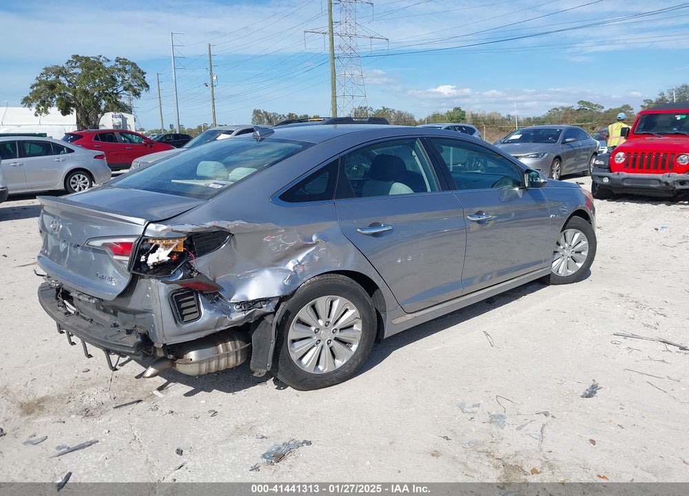 2016 HYUNDAI SONATA HYBRID VIN: KMHE24L13GA038494