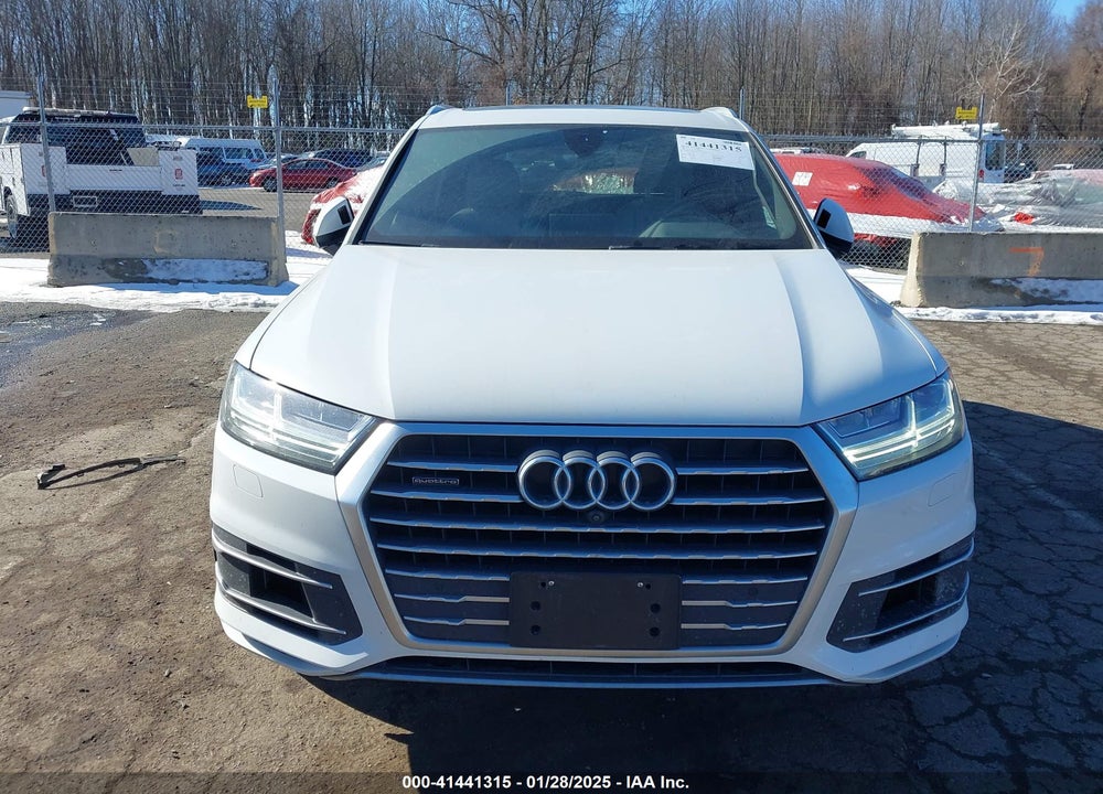 2018 AUDI Q7 3.0T PREMIUM VIN: WA1LAAF72JD005340