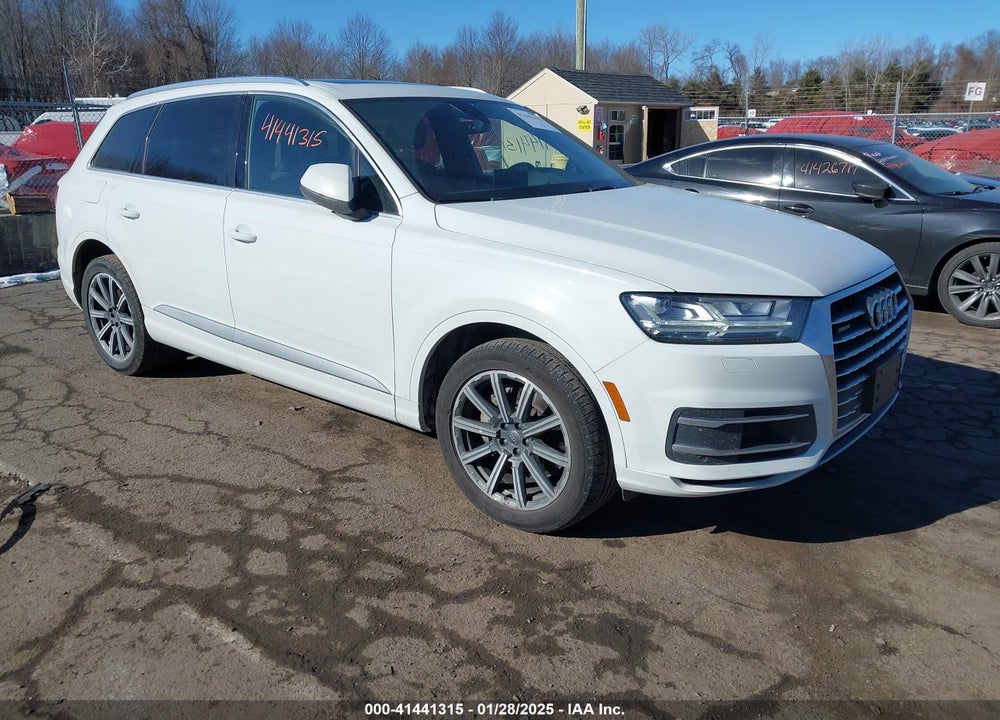 2018 AUDI Q7 3.0T PREMIUM VIN: WA1LAAF72JD005340