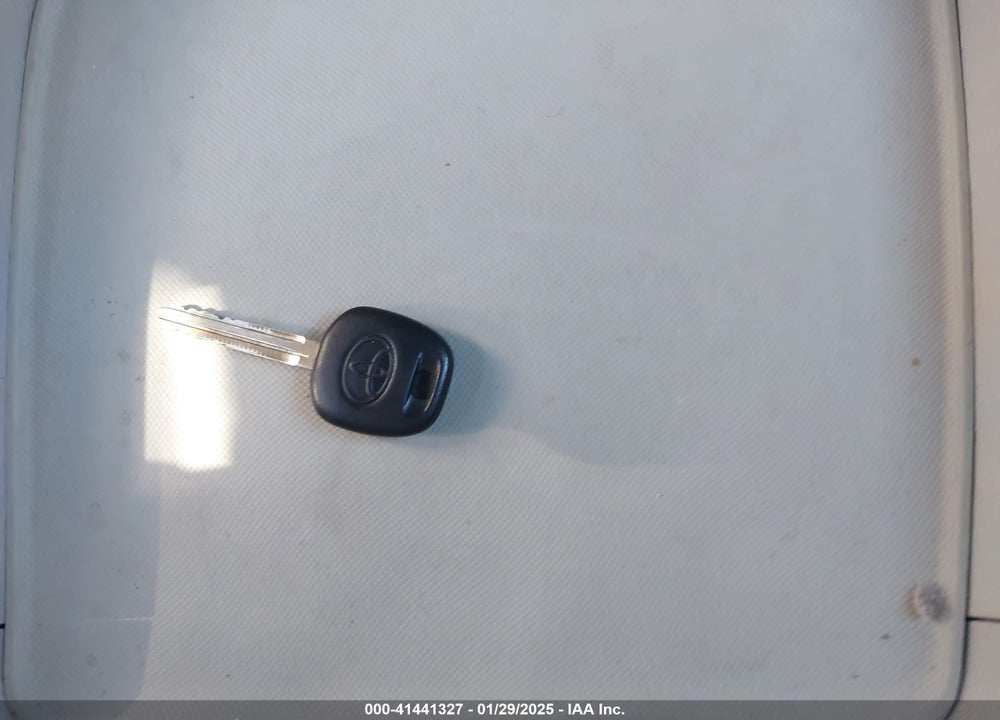 2014 TOYOTA SIENNA XLE V6 8 PASSENGER VIN: 5TDYK3DCXES419271