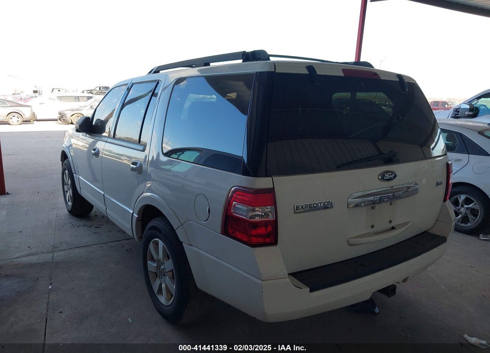 2010 FORD EXPEDITION XLT VIN: 1FMJU1F58AEB72682