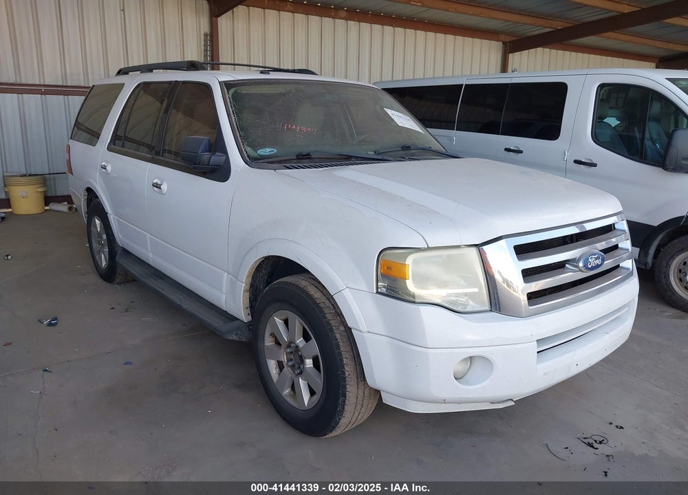 2010 FORD EXPEDITION XLT VIN: 1FMJU1F58AEB72682