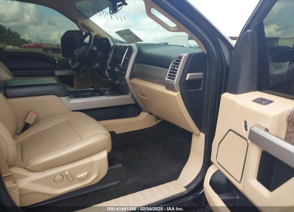 2017 FORD F-250 LARIAT VIN: 1FT7W2BT3HEE68514