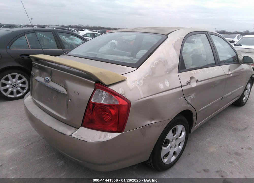 2004 KIA SPECTRA EX/LX VIN: KNAFE121545043455