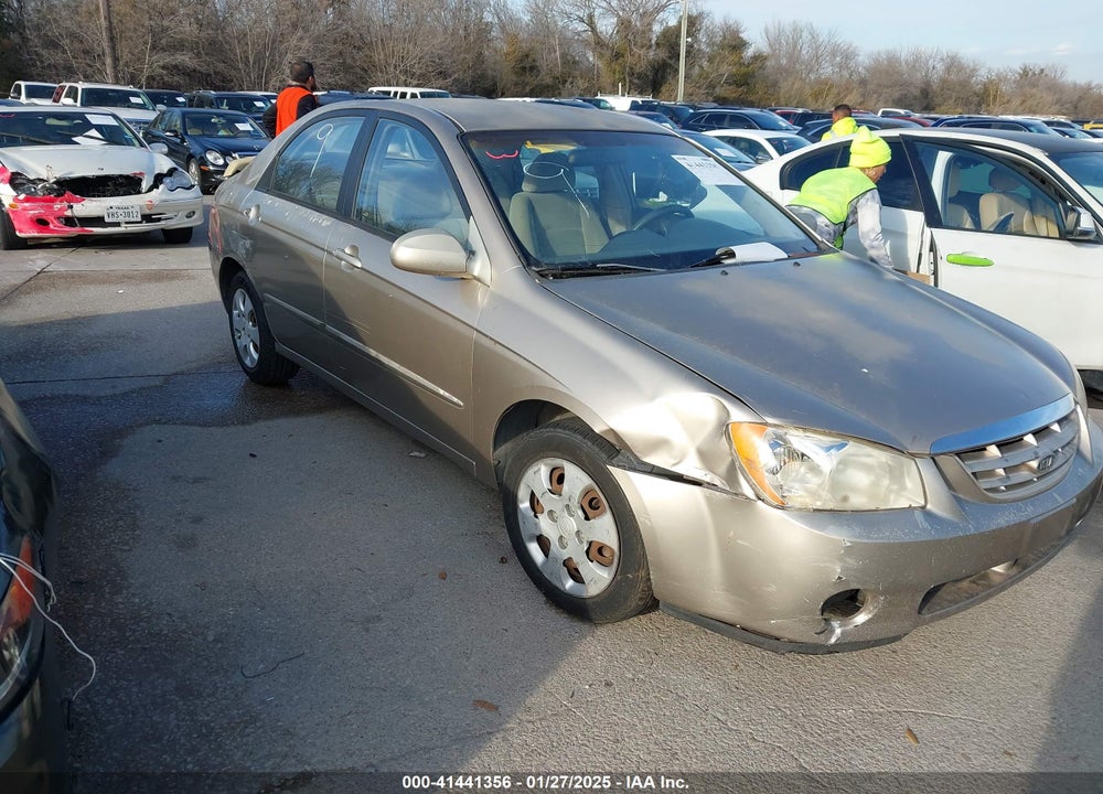 2004 KIA SPECTRA EX/LX VIN: KNAFE121545043455