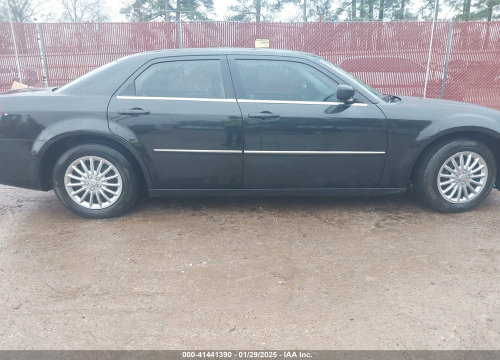 2009 CHRYSLER 300 VIN: 2C3KA43D69H528831