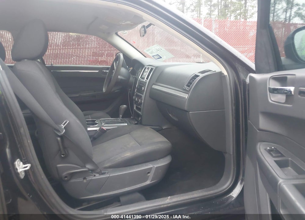 2009 CHRYSLER 300 VIN: 2C3KA43D69H528831