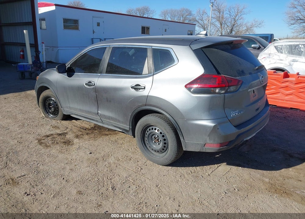 2018 NISSAN ROGUE S VIN: 5N1AT2MV8JC786526