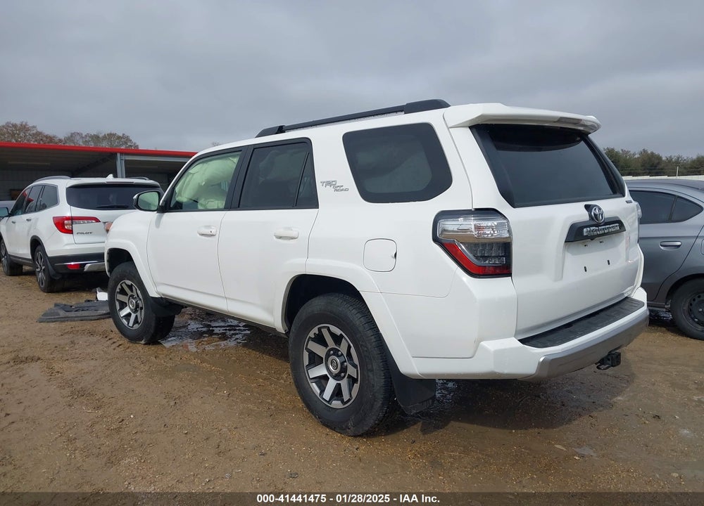 2022 TOYOTA 4RUNNER TRD OFF ROAD VIN: JTEPU5JR2N5978258
