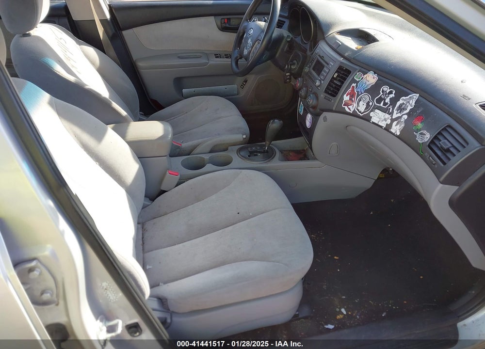 2010 KIA OPTIMA VIN: KNAGG4A85A5393081