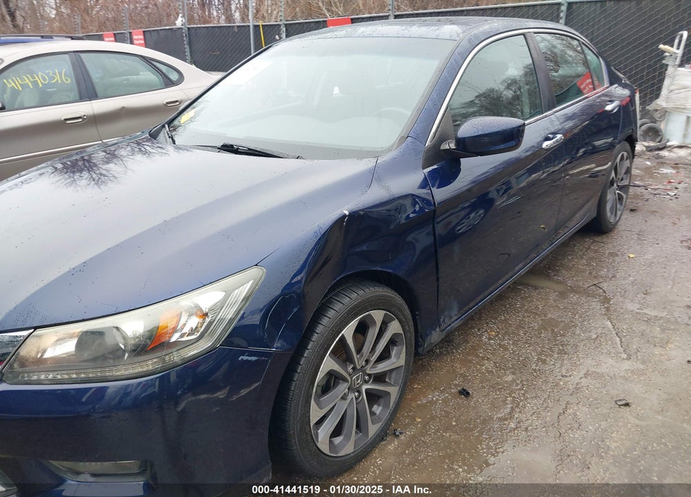 2015 HONDA ACCORD VIN: 1HGCR2F55FA222653