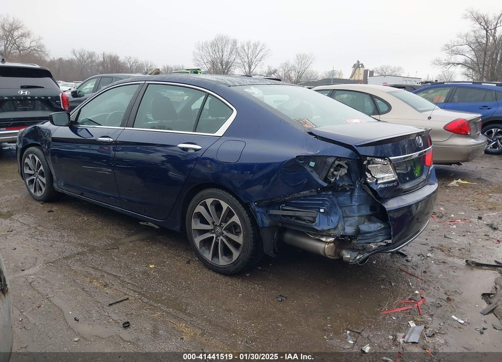 2015 HONDA ACCORD VIN: 1HGCR2F55FA222653