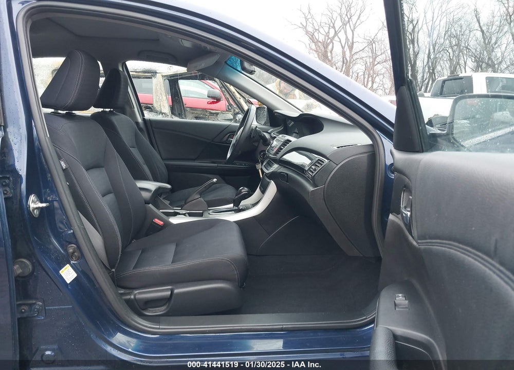 2015 HONDA ACCORD VIN: 1HGCR2F55FA222653