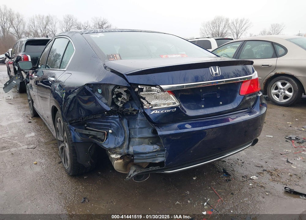 2015 HONDA ACCORD VIN: 1HGCR2F55FA222653