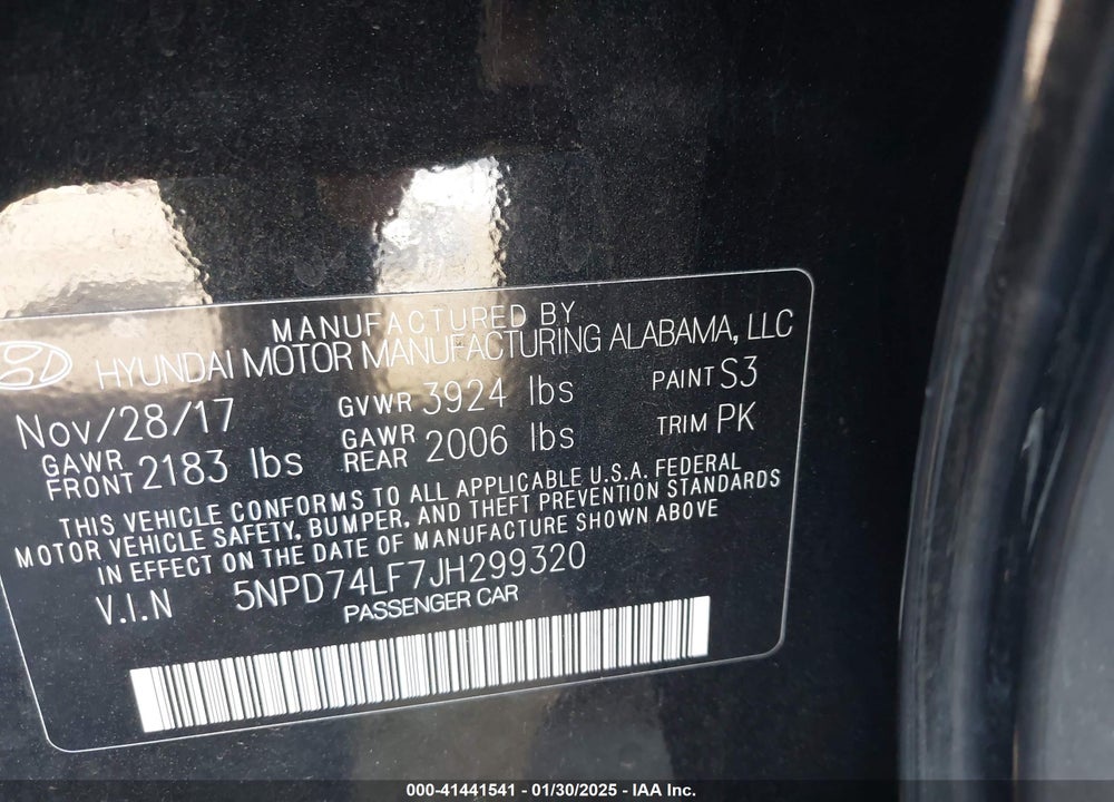 2018 HYUNDAI ELANTRA VIN: 5NPD74LF7JH299320