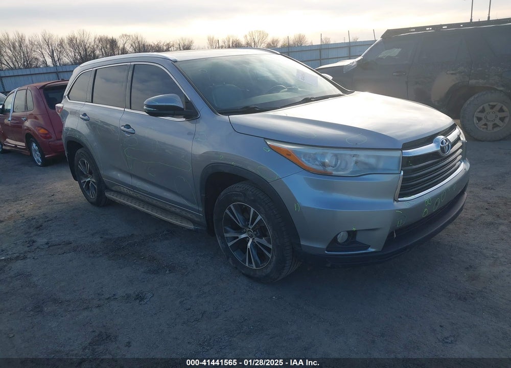 2016 TOYOTA HIGHLANDER XLE V6 VIN: 5TDKKRFH6GS144793