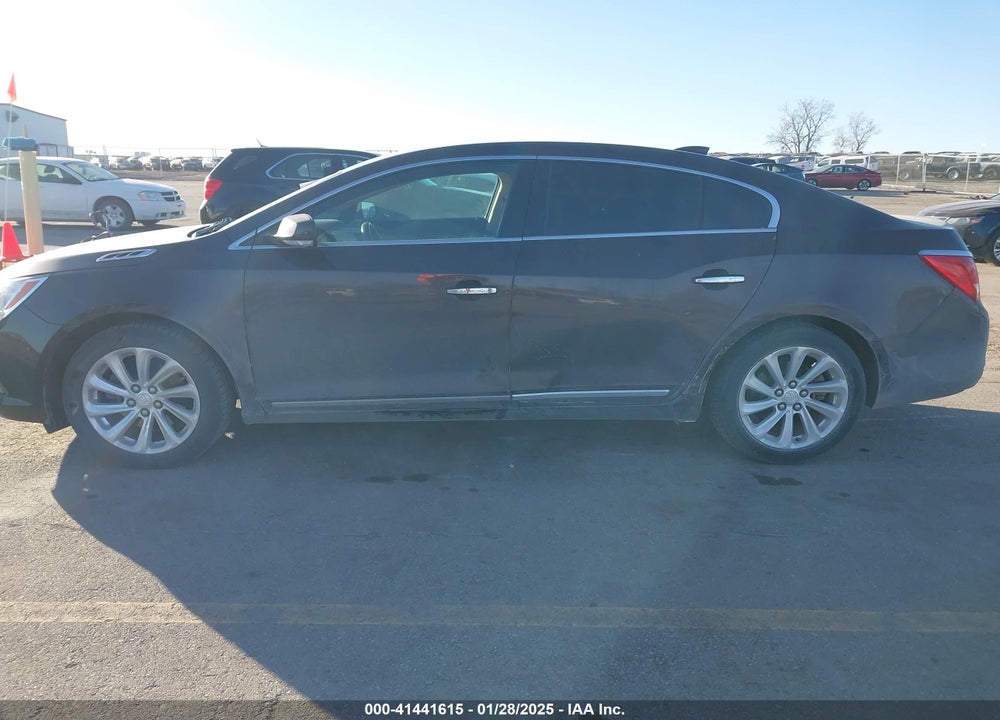 2016 BUICK LACROSSE VIN: 1G4GB5G32GF150281