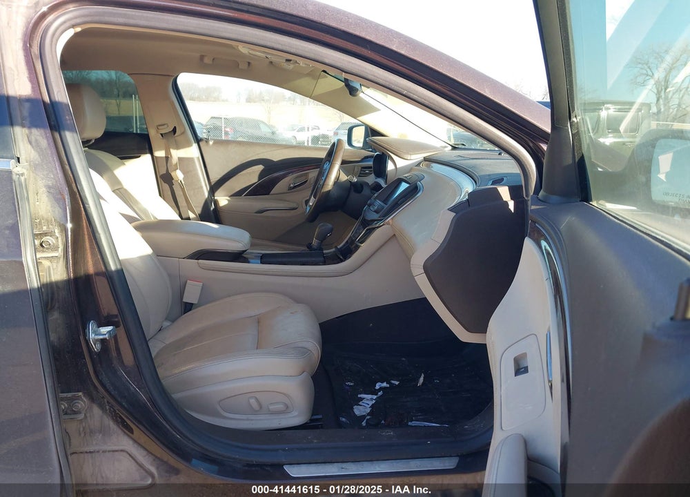 2016 BUICK LACROSSE VIN: 1G4GB5G32GF150281