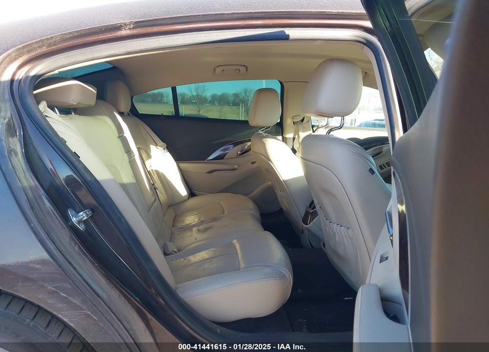 2016 BUICK LACROSSE VIN: 1G4GB5G32GF150281