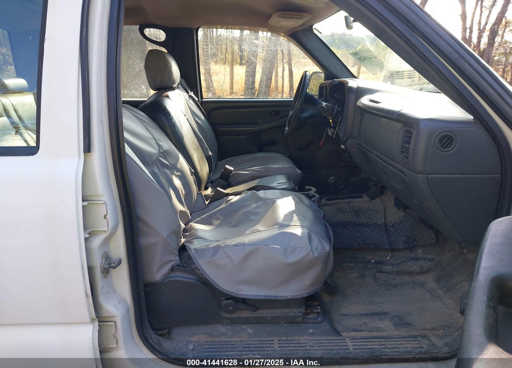 2007 CHEVROLET SILVERADO VIN: 1GCHK23D57F168067