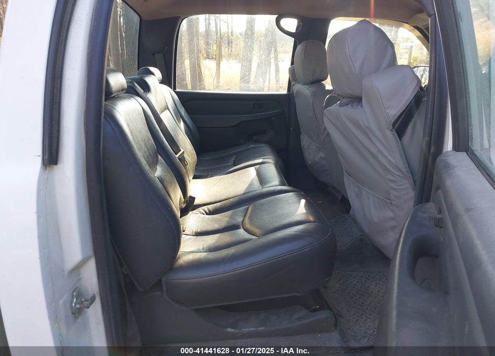 2007 CHEVROLET SILVERADO VIN: 1GCHK23D57F168067