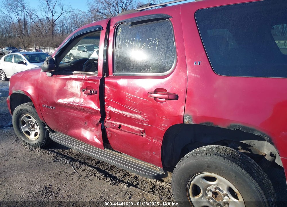 2007 CHEVROLET TAHOE LT VIN: 1GNFK13047R155329