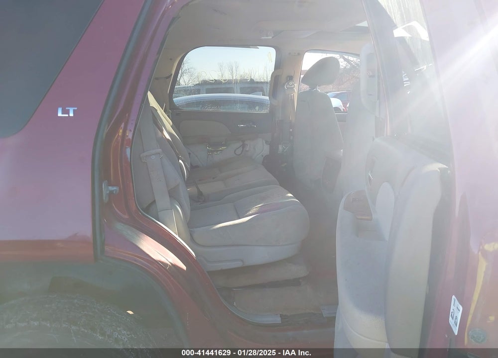2007 CHEVROLET TAHOE LT VIN: 1GNFK13047R155329