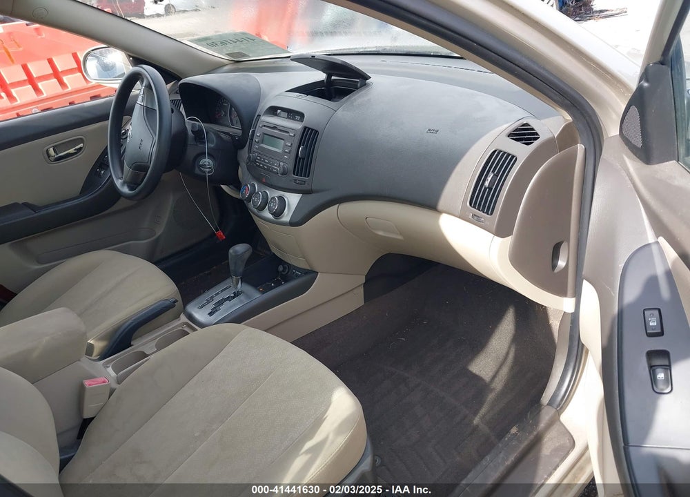 2010 HYUNDAI ELANTRA VIN: KMHDU4AD8AU902223