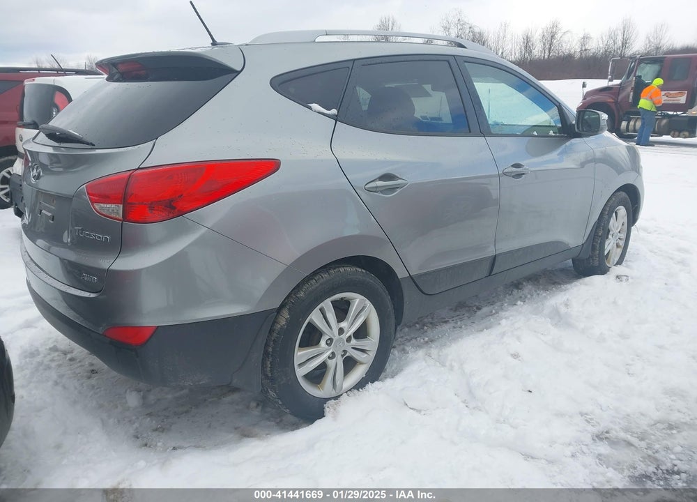 2013 HYUNDAI TUCSON GLS VIN: KM8JUCAC5DU731942
