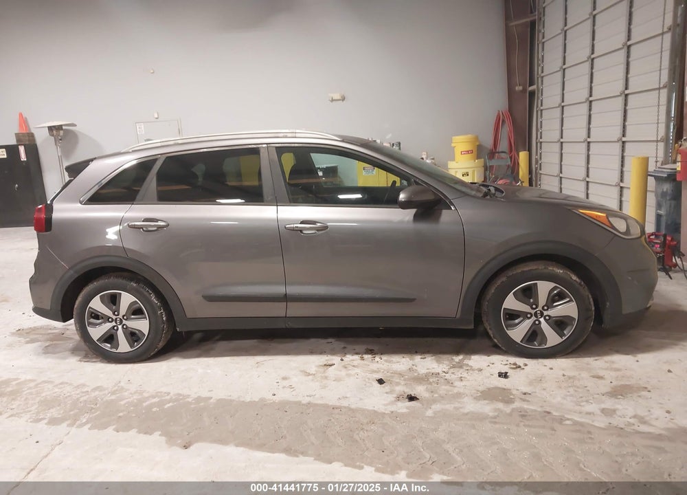 2017 KIA NIRO LX VIN: KNDCB3LC9H5066916