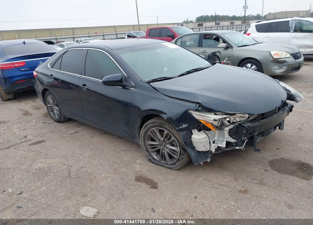2015 TOYOTA CAMRY SE VIN: 4T1BF1FK1FU072201