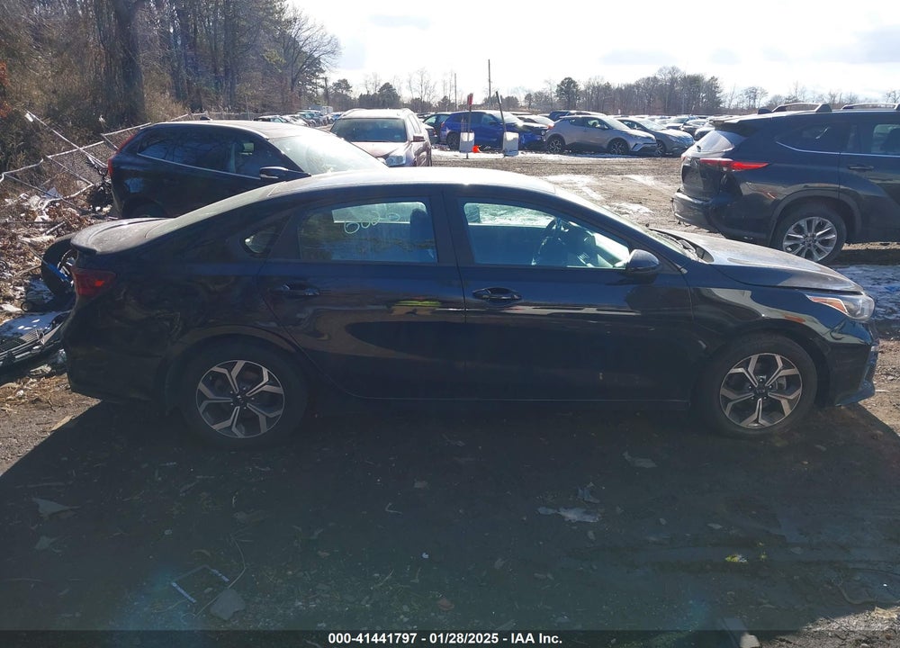 2019 KIA FORTE VIN: 3KPF24AD2KE023819